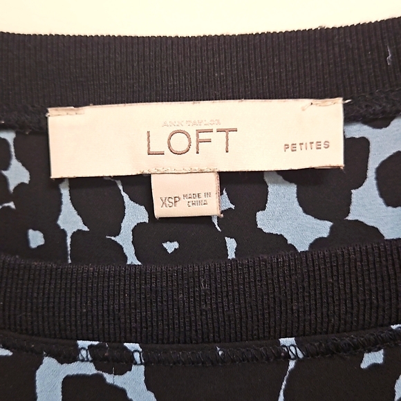 Loft Petites Print Crew Neck Blouse - Picture 3 of 5